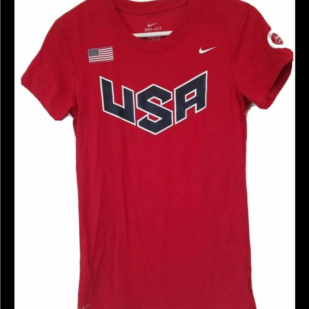 Nike Women's Red USA Soccer Short Sleeve Tee